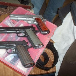 pistols 022